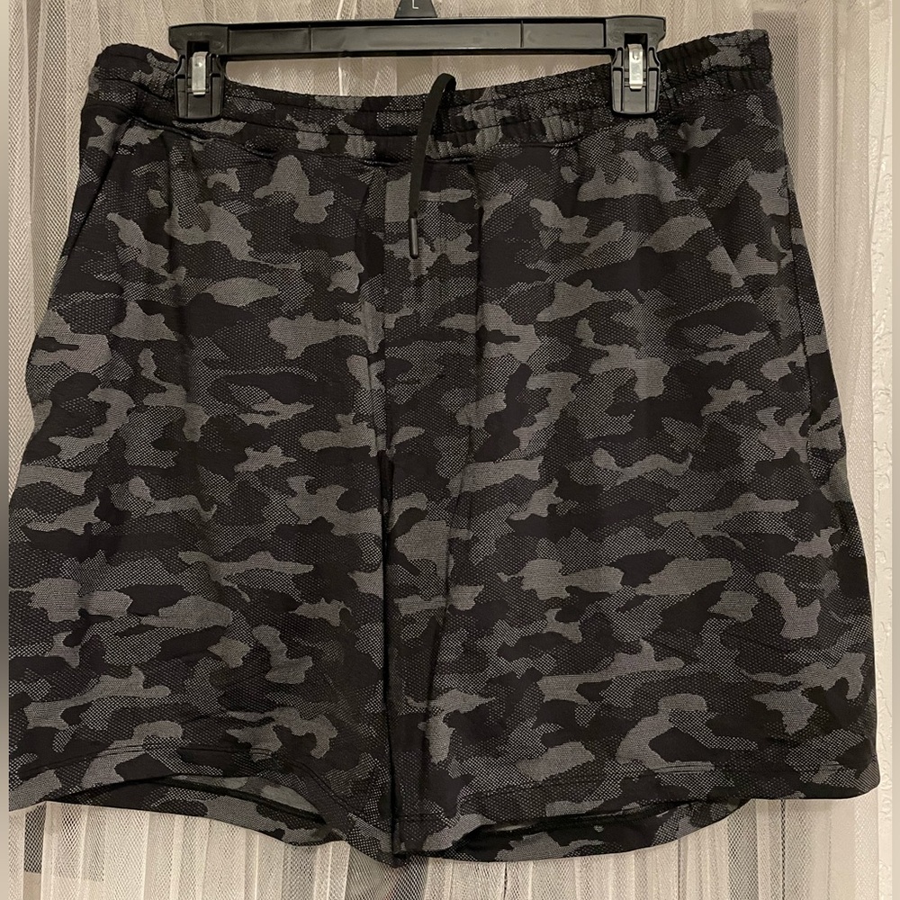 Men’s Lululemon Pacebreaker 7” lined